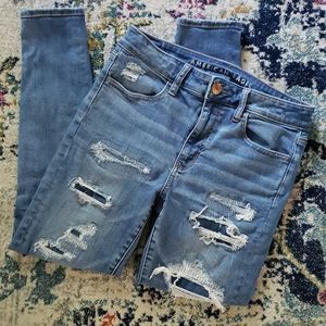 American Eagle Crop Jeans